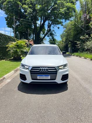 AUDI Q3 1.4 TFSI AMBIENTE GASOLINA 4P S TRONIC AUDI Q3 1.4 TFSI AMBIENTE GASOLINA 4P S TRONIC